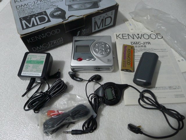 KENWOOD Kenwood MD machine DMC-J7R MD Walkman player full set with packaging