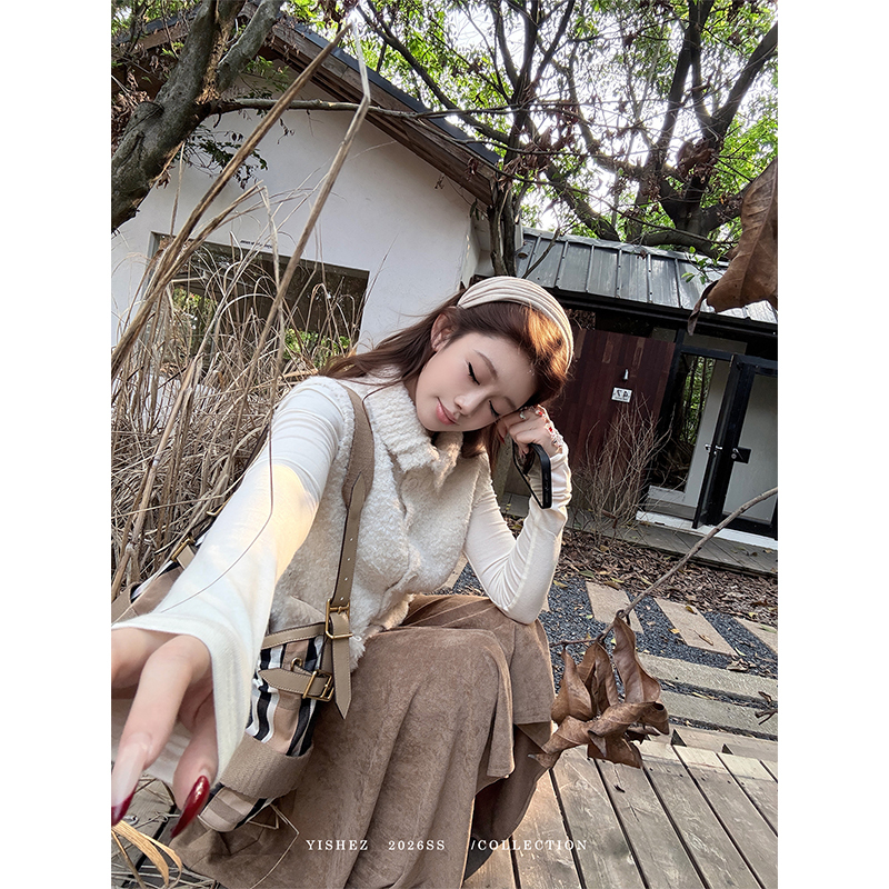 Yishez “Mianmianbing” Sleeveless Stand-Up Collar Knitted Autumn and Winter Outerwear Layered Vest Knitted Vest