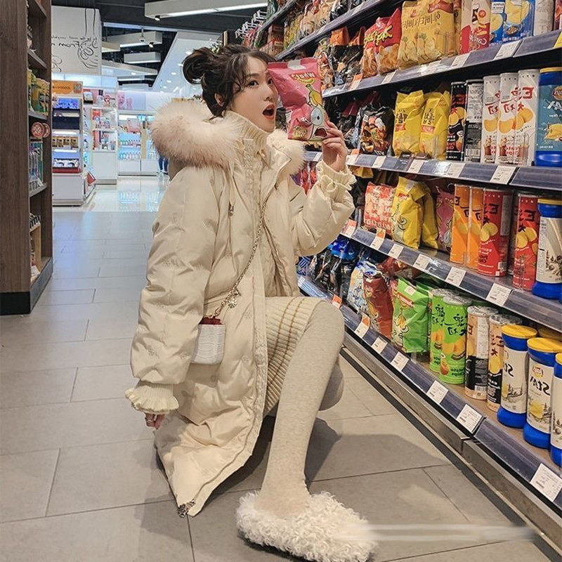 Pregnant women down jacket winter pregnancy 2021 new female long snowflake embroidery thick wool collar coat coat