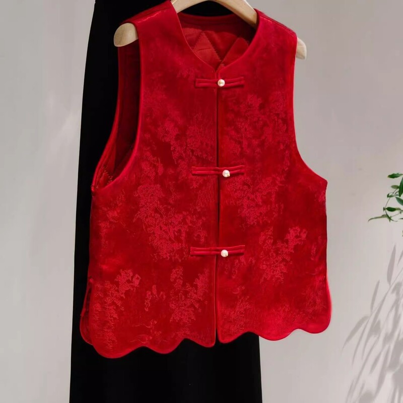New Chinese-Style Red Round-Neck Jacquard Vest for Women, Autumn and Winter New Versatile Sleeveless Outerwear, New Year's Outfit
