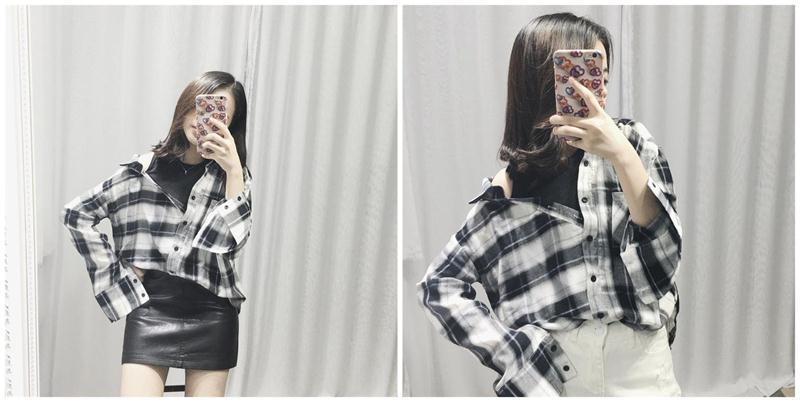 Mùa thu mới Han Fan College khâu kẻ sọc lệch vai giả áo hai dây nữ lỏng lẻo áo dài tay chạm đáy áo áo sơ mi nữ dài tay cổ bèo