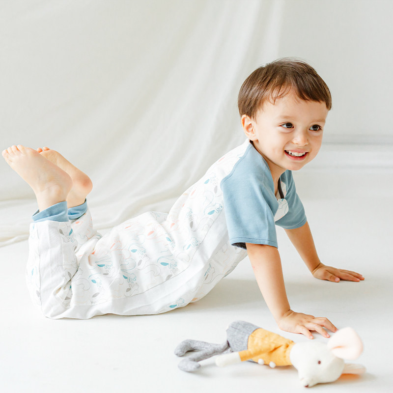 Nest Designs baby sleeping bag spring and summer new four-layer gauze short-sleeved splicing split-leg baby anti-kick quilt