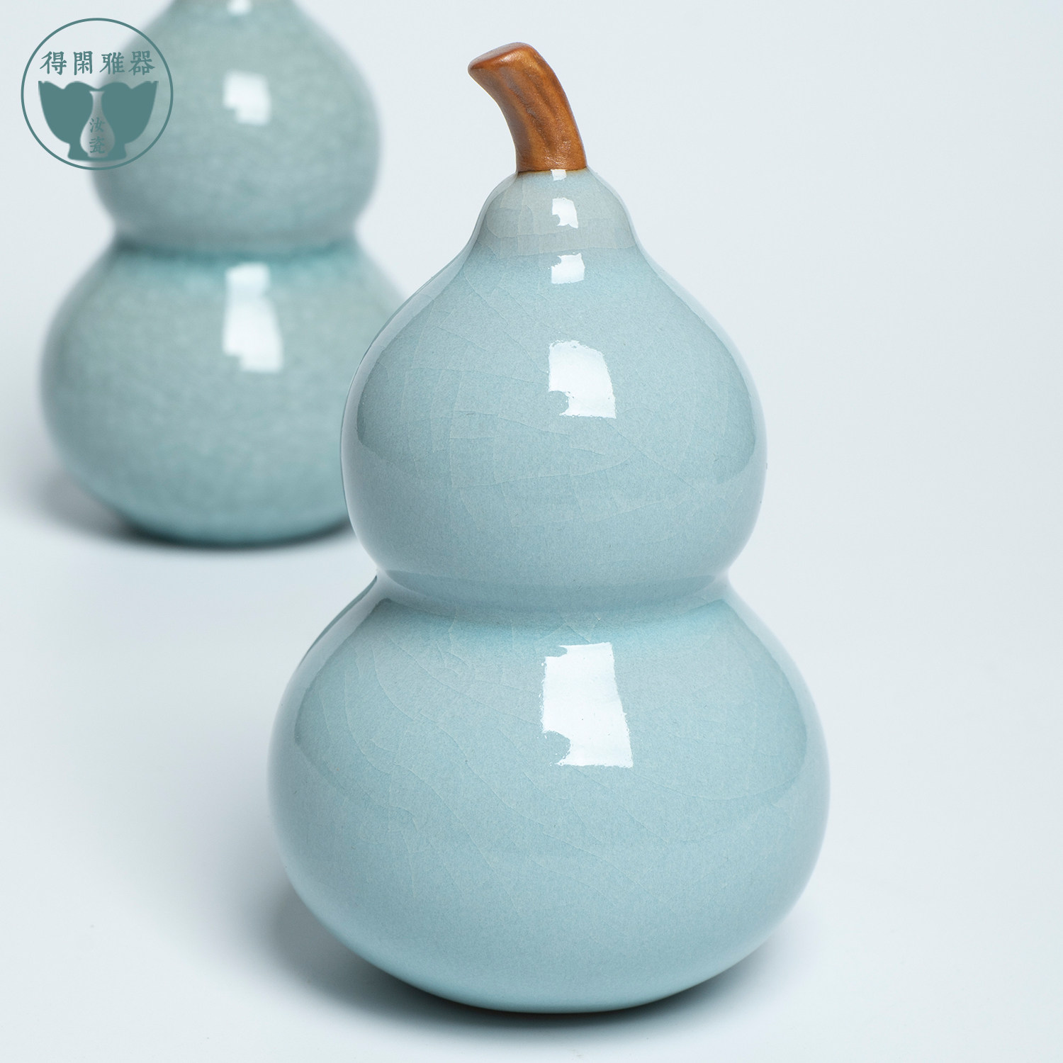 Dexianya celestial green egg green glazed small gourd Origin Ruzhou Ru Kiln official porcelain Chinese Zen tea pet small ornaments