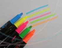 Two-head two-color highlighter flying dragon highlighter Pentel SLW8 double-headed highlighter made in Taiwan