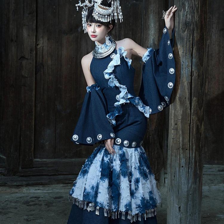 Autumn and Winter New High-End Handmade Tie-Dye Miao Ethnic Clothing, Qipao Fishtail Skirt, Ethnic Style Fashion Show, Photography Shoot