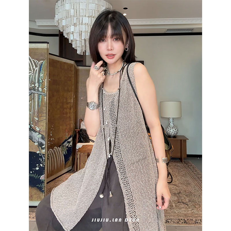 Achen【Pine Forest Wooden House】Summer New Fashion Simple Versatile Round Neck Solid Color Knitted Vest Achen【Pine Forest Wooden House】Summer New Fashion Simple Versatile Round Neck Solid Color Knitted Vest