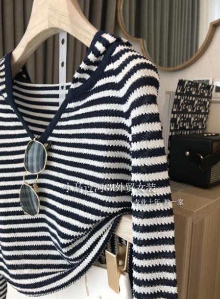 Brand Fold Discount Store Mall Withdrawal Cabinet Women's Foreign Trade Cut Mark Method Striped Stitch Sweatshirt With Cap Jacket Thin Woman Spring Summer