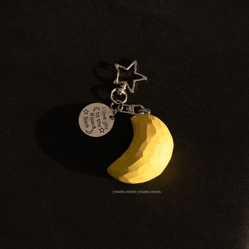 The Moonlight Is so Beautiful Tonight. Original Wood Carving Moon and Star Keychain, Cultural and Creative Bag Accessory Gift, Purely Handmade