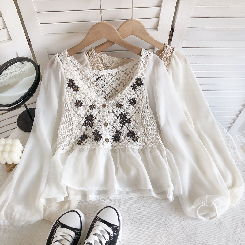 Retro Style Versatile Embroidered Daisy Cut Out Loose Chiffon Sleeve Knitted Short Ruffle Hem Shirt Top for Women