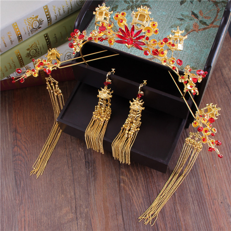2018 new xiu he tiara bride Chinese atmosphere phoenix crowns wedding golden hefu ancient costume xiu he clothing products female