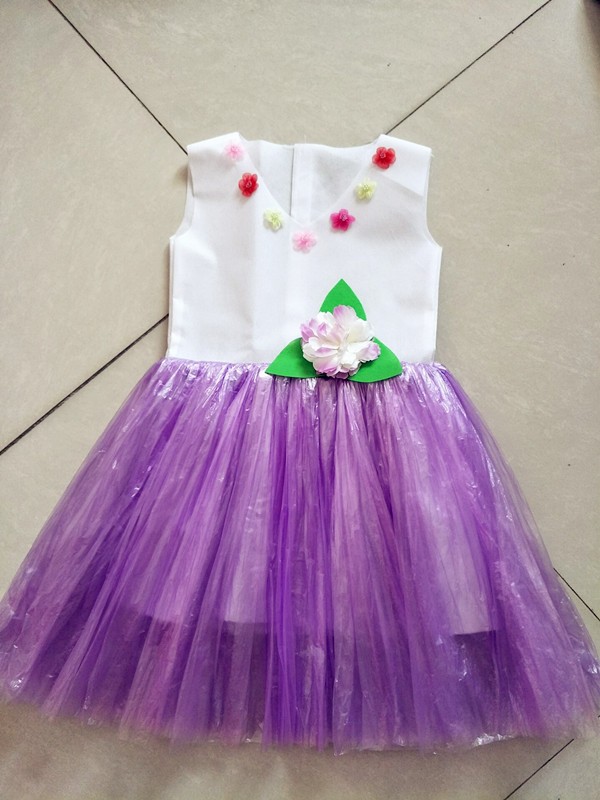 Quần áo bảo vệ môi trường cho trẻ em mới DIY handmade thời trang trình diễn trang phục quần áo mẫu giáo quần áo phụ nữ-trẻ em trình diễn trang phục shop quan ao tre em