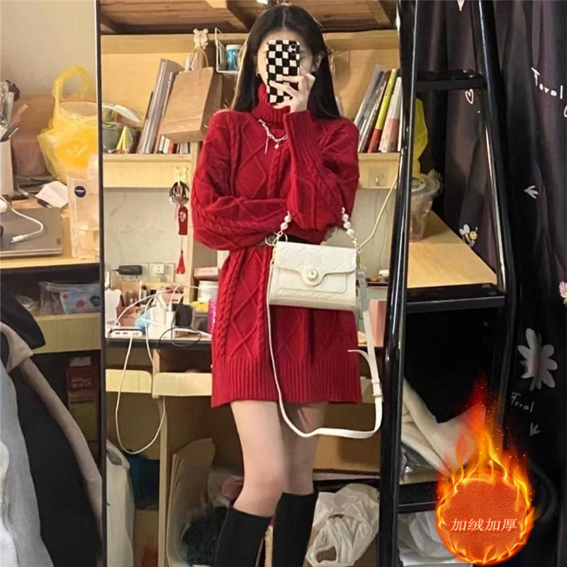 Autumn and Winter Mid-Length Loose and Lazy Style Knitted Dress for Women, Fleece-Lined and Thickened, Suitable as a Base Layer with a Turtleneck Sweater Dress