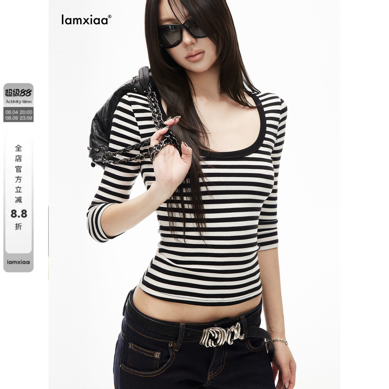 Iamxiaa* Lyocell Sheep Wool High-Elastic Brushed Knit Black and White Striped Large U-Neck Three-Quarter Sleeve Slim-Fit Top Iamxiaa* Lyocell Sheep Wool High-Elastic Brushed Knit Black and White Striped Large U-Neck Three-Quarter Sleeve Slim-Fit Top