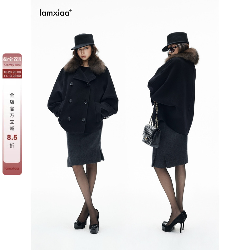 Iamxiaa* Pure Wool Woolen Coat with Detachable Fox Fur Collar, Vintage Double-Breasted Batwing Sleeves, Micro-Cocoon Style