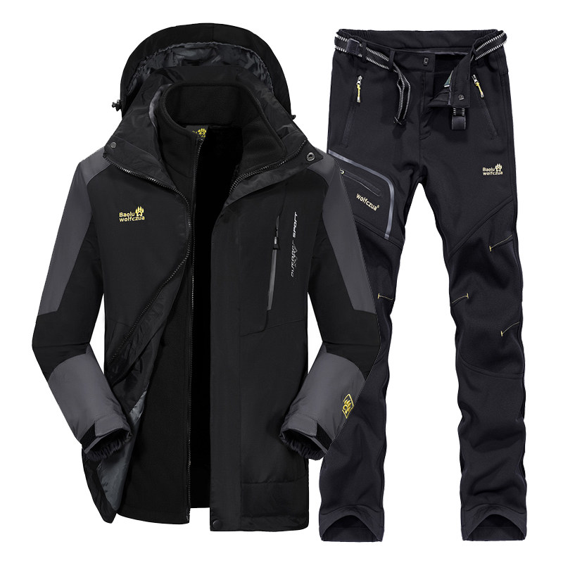 Spring autumn and winter outdoor three-in-one two sets of waterproof and breathable submachine clothing male tide signs warm and large yard climbing suit women-Taobao