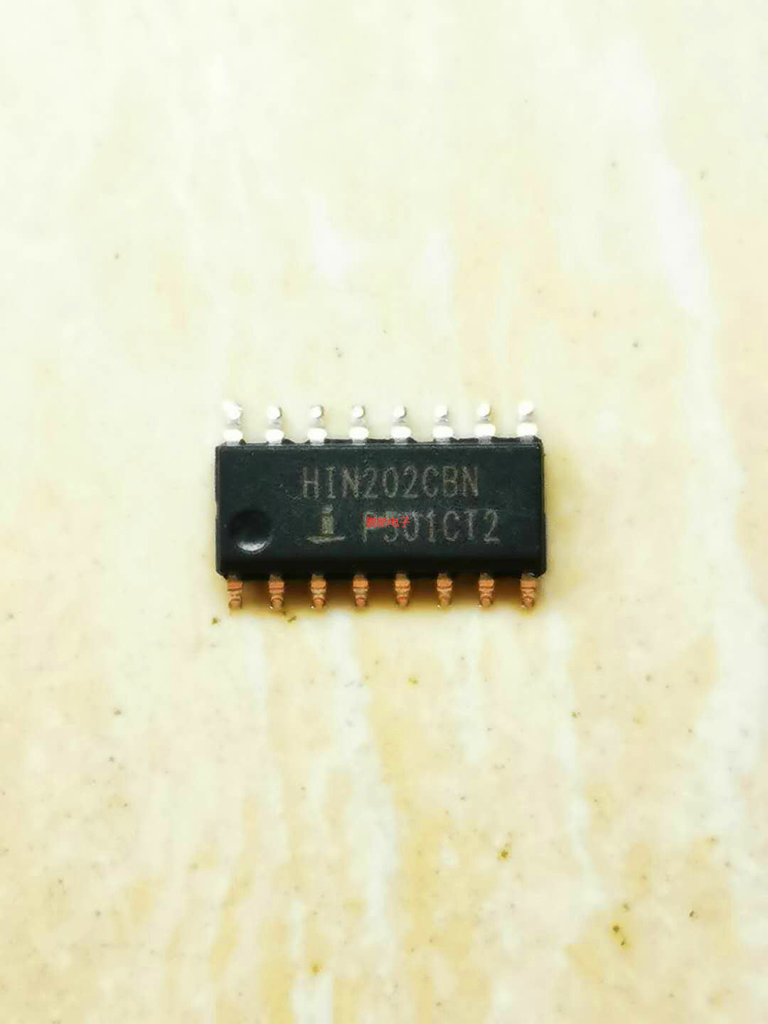 Integrated IC circuit HIN202EIBNZ HIN202EIBNZ HIN202EIBN SOP16 SOP16 3 9MM