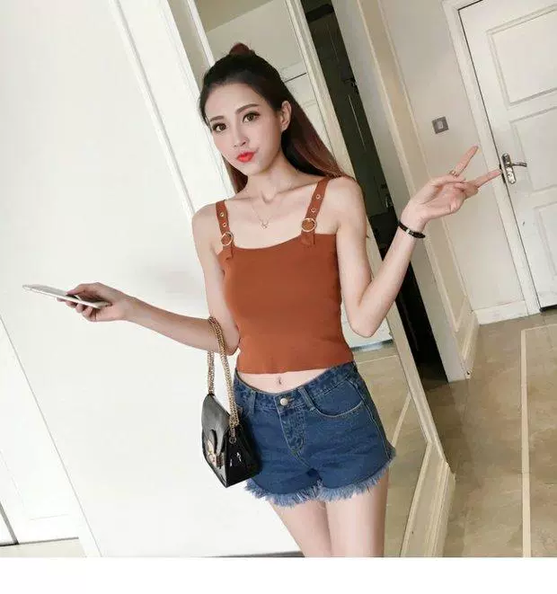 Mùa thu 2017 làn sóng mới của phụ nữ Hàn Quốc hoang dã không tay chạm đáy áo thời trang đan áo yếm ngắn nữ mùa hè