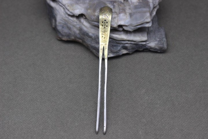 (Folk custom) Qing Dynasty passed down the boutique flowers Fangsheng pattern Fuyuan silver gilt gold hairpin rare craft delicate process