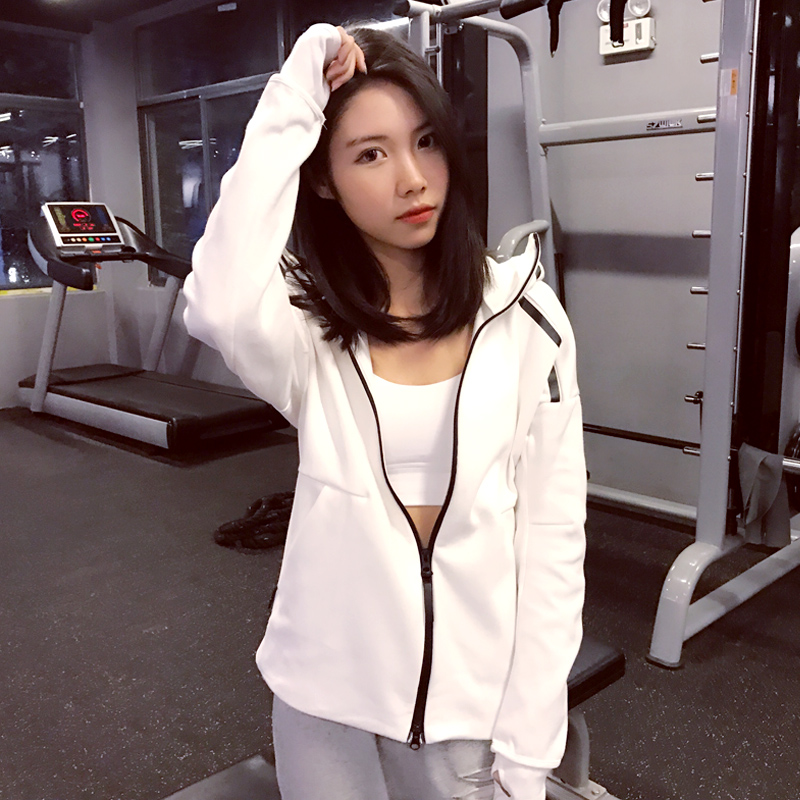 New Sport Fitness Suit Running Jacket Woman Loose Blouse Large Size size Raced with cap Long sleeves Thin Yoga Conserved Spring