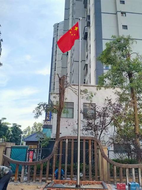 ສະແຕນເລດ tapered flagpole ໂຮງຮຽນວິສາຫະກິດກາງແຈ້ງ customized 6 ແມັດ 9 ແມັດ 10 ແມັດ 12 ແມັດ 15 ແມັດຄູ່ມືໄຟຟ້າ