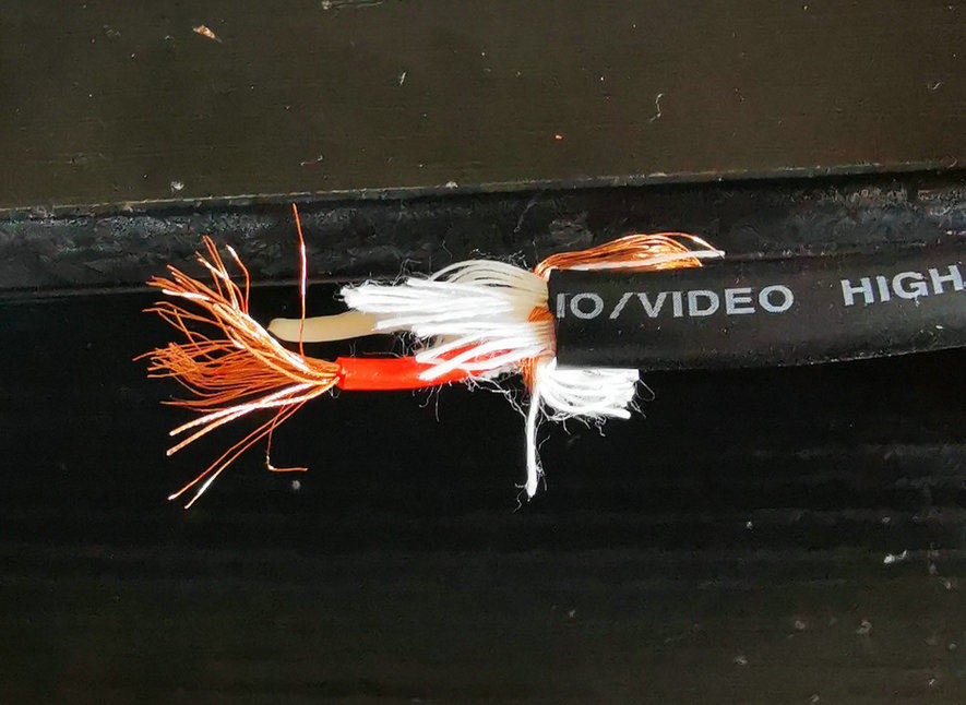 YISHENG Akihihara oxygen-free copper OFC square core copper foil double core shield audio video signal line anti-pull shock