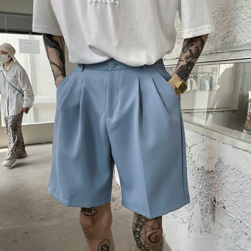 The simple basic basic loose suit shorts men crash with pentagon pants and pants five - pants