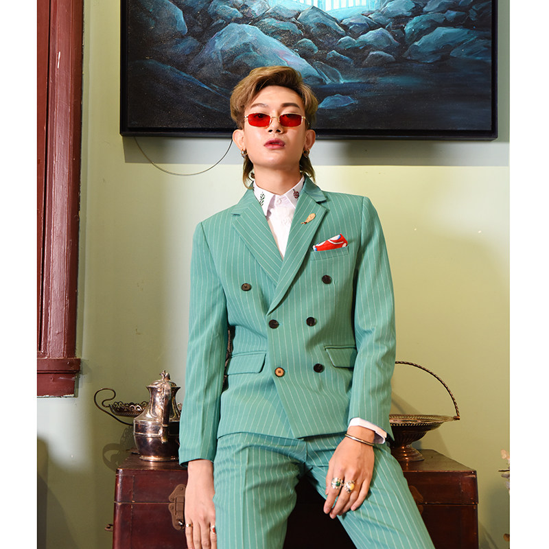 (Love to wear help) Spring hairstylist Small suits suit men's green stripes Double-row buttoned mesh Red West clothing Chauber