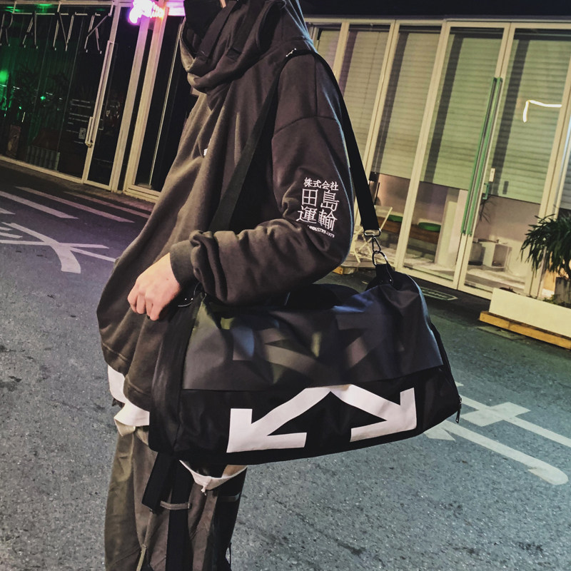 Tide brand fitness bag light sports bag handbag messenger waterproof short-distance large-capacity luggage bag travel bag