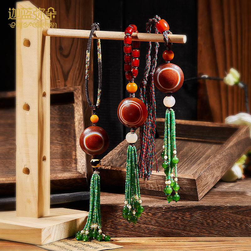 (Jialan Tianzhu) original hand-woven design Tianyan pharmacist beads car hanging bag hanging sheep board beads old Sima beads