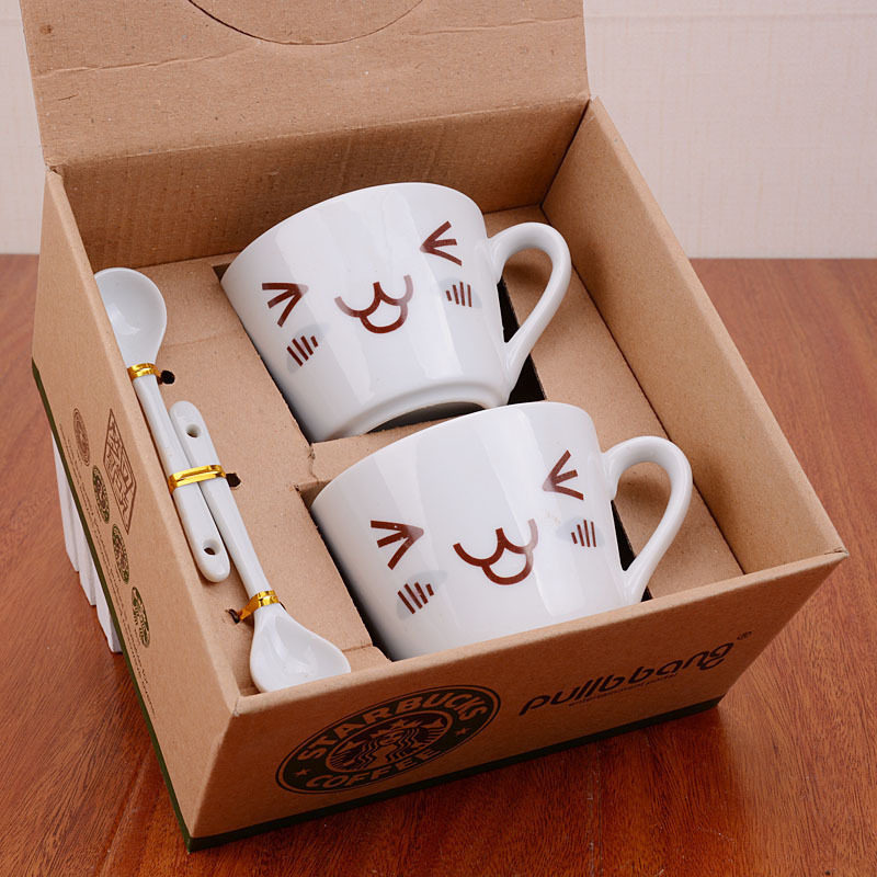 Creative Christmas gifts send teachers classmates Girlfriends Novelty Laughs Face Coffee Ceramic Treecup Students Send Gifts