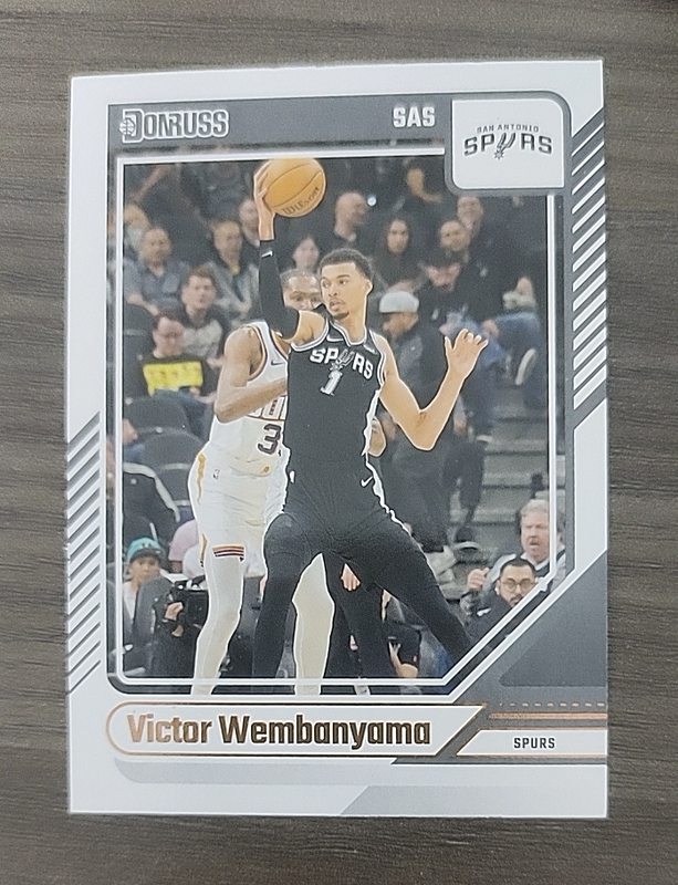【24 Years Donruss Shelf】Authentic Basketball Star Card Collection Set, Good-Looking Gift James