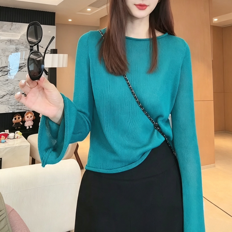 Atmospheric Lake Blue Bell Sleeve Knit Sweater Women's 2026 New Style Elegant Versatile Slimming Long Sleeve Base Shirt