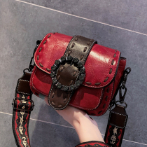 Leather broadband shoulder bag Joker ins foreign style advanced sense womens bag 2021 new explosive small square bag