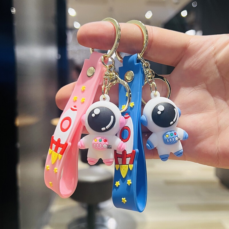 Internet-Famous Astronaut Keychain, Astronaut Doll, Bag Pendant, Small Gift Given at Company or Mall Opening Events