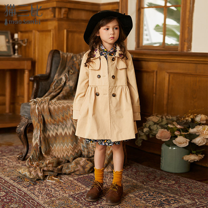 Girls trench coat medium long edition 2022 spring new embroidery in the big boy children's coat little girl Foreign school spring and autumn wear