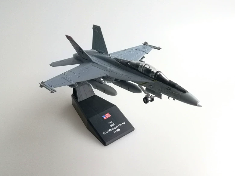 Máy bay vận tải F18 Hornet mới 1: 100 máy bay chiến đấu mô hình hợp kim mô phỏng F A-18F - Mô hình máy bay / Xe & mô hình tàu / Người lính mô hình / Drone