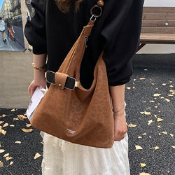 Retro Large-Capacity Leopard Print Bag for Women 2025 New Trendy Fashion Niche Shoulder Bag High-End Armpit Commuter Bag