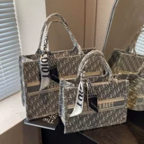 Портативная сумка через плечо для отдыха, изысканный стиль, с вышивкой