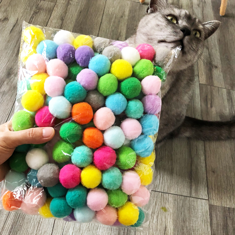Silent Rainbow Plush Toy for Kittens, Self-Entertainment and Boredom-Relief Gadget, Remote Cat Teaser to Expend Energy