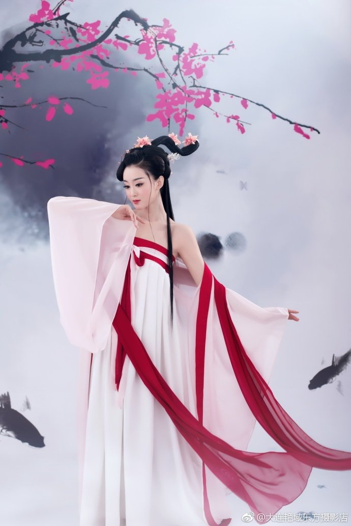 Ancient Clothing Fairy Writing True Clothing Sexy Goosewear Dish Woman Workshop Main Soonlight Clothing Tug Trailer Photoshoot 