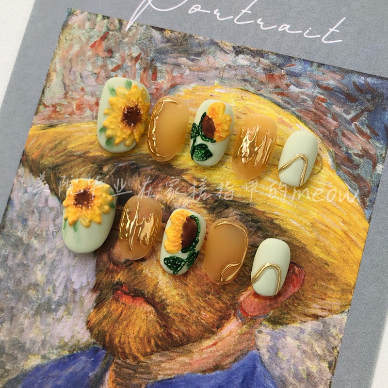 Van Gogh. Sunflower Short Wearable Nails, Short Round Nails, Manicure Stickers Length about 1.7cm
