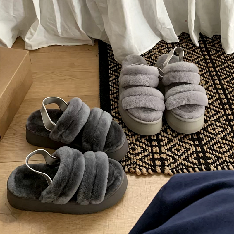 Sangpo's New Sheepskin and Wool Integrated Thick-Soled Wool Slippers for Women, Suitable for Autumn Outdoor Wear, Versatile Two-Strap Sandals, Casual Furry Slippers