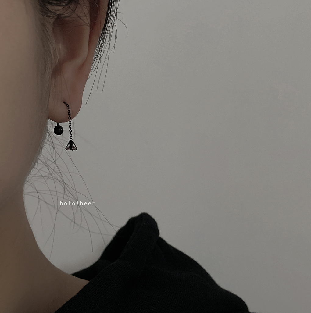 Bolo Japanese and Korean steel unisex male and female personality hip hop punk ear bone chain mini zircon ear chain earrings do not fade