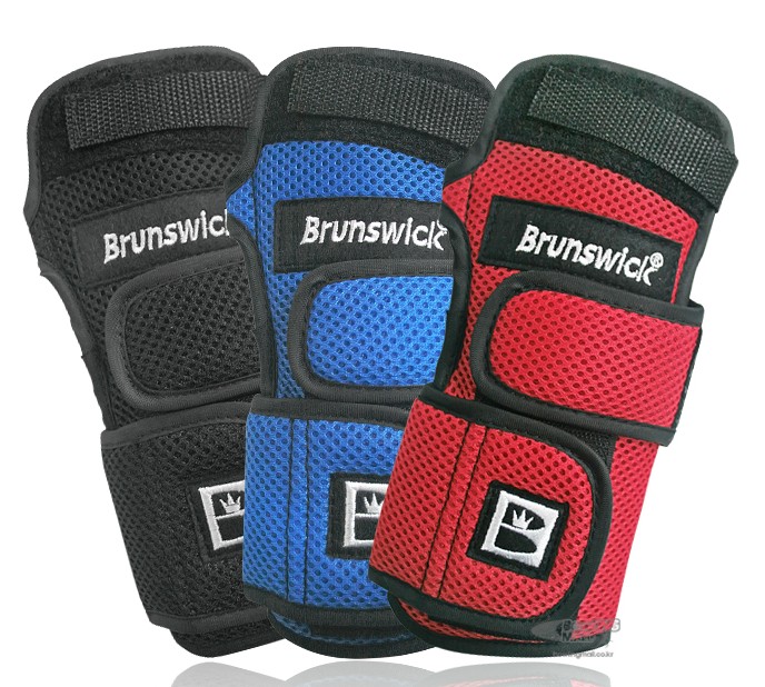 嘉信ボウリングはBrunswlckボウリング用品を輸入し、Brunswlck通気性右手首ガードを製造した。