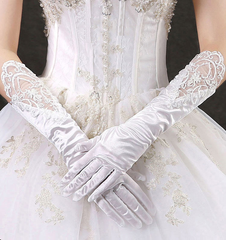 Forged face Long version retro lace hand nail beaded bride wedding gown wedding gown wedding gown gloves light yarn Brigade slapped accessories Photography