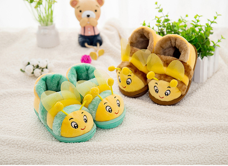 Chaussons enfants en suède - semelle caoutchouc antidérapant - Ref 1032115 Image 18