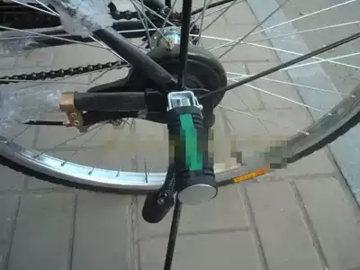 Foldable bicycle pedals, bicycle rear pedals, rear pedals, rear footrest, thickened children's rear pedals