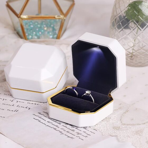 1캐럿 6발 모조 다이아몬드 반지 커플 결혼 반지 라이브 입 조절 반지 결혼식 소품