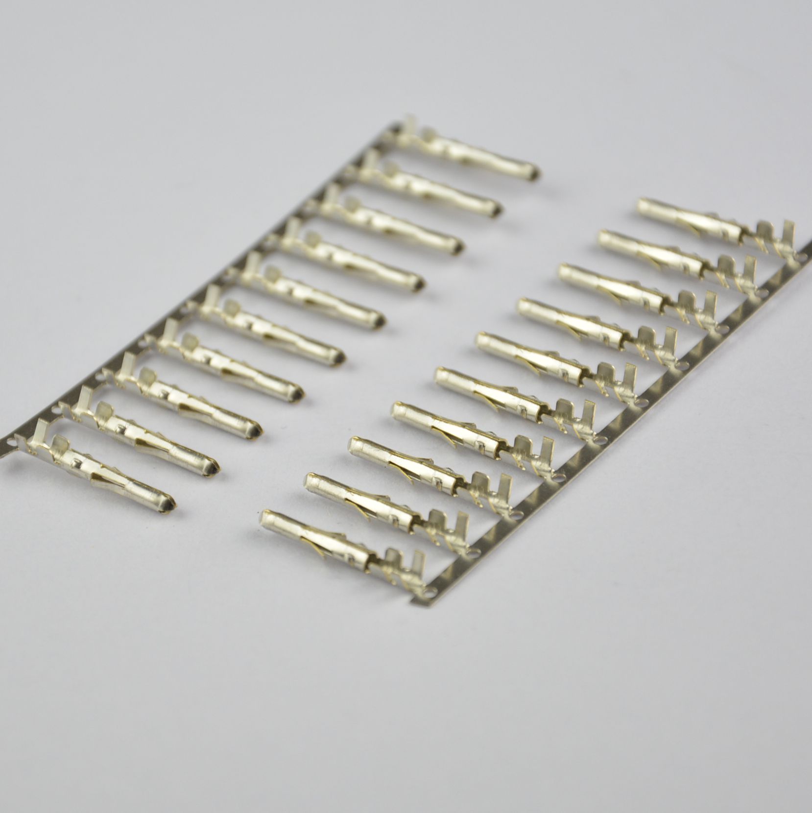 Computer power big 4pin mother shell extended wire with mother shell terminal with male terminal