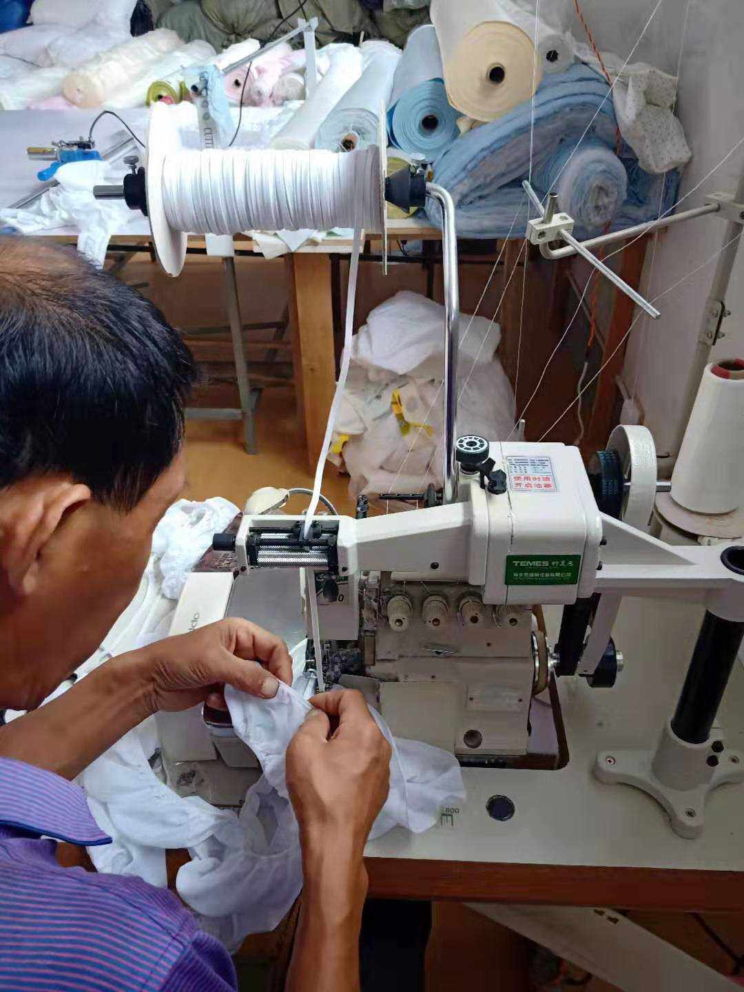 Industrial sewing machine tight belt belt device package tape machine with loose tension adjustable tension